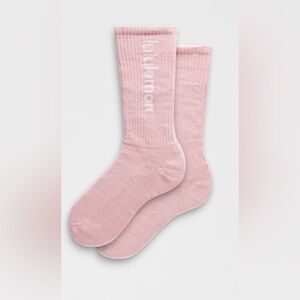 Unisex Daily Essential Crew
Socks Wordmark unisex size L